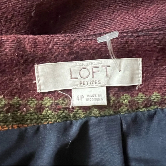 ๐ค Beautiful Ann Taylor Loft Tribal Aztec Skirt๐ค - Picture 7 of 7